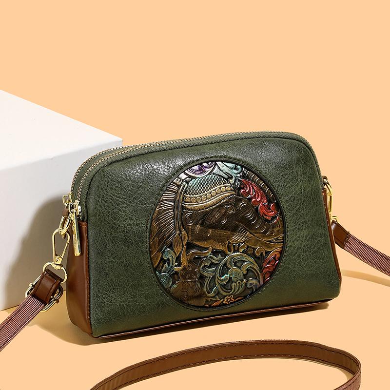 

Retro Chinese-style stylish shoulder bag for middle-aged mothers, featuring a fashiable design, multiple compartments, large c (20cm<Max Length<30cm) зелений