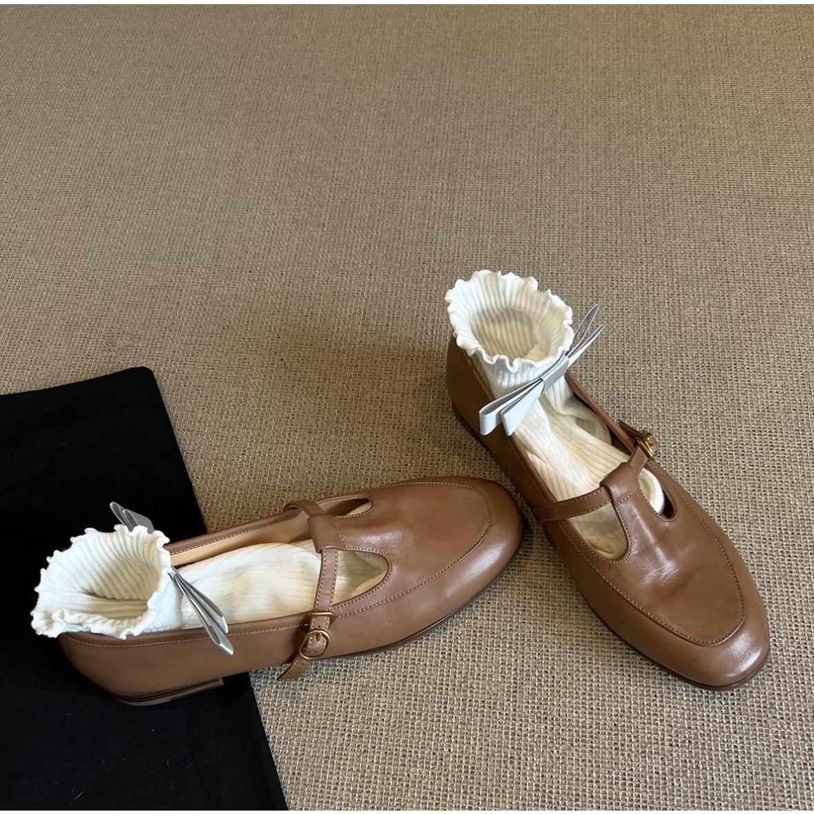 

Весна 2025, видання з коров ячої шкіри~ T-подібна застібка, що омолоджує, солодкий вітер, низький каблук, зручні туфлі-човники, неглибокий виріз, плоска підошва, туфлі-човники 40 коричневий