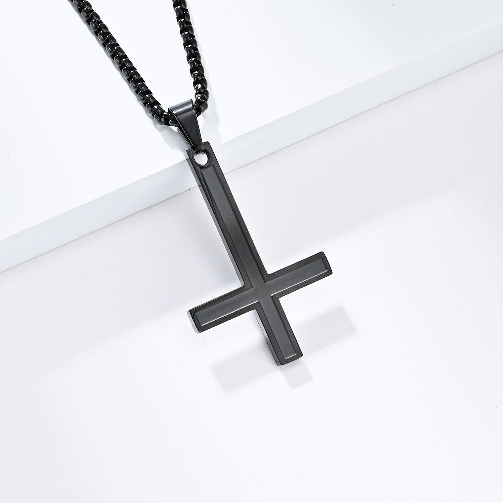 Minimalist Titanium Steel Necklace With Geometric Design Polished Finish