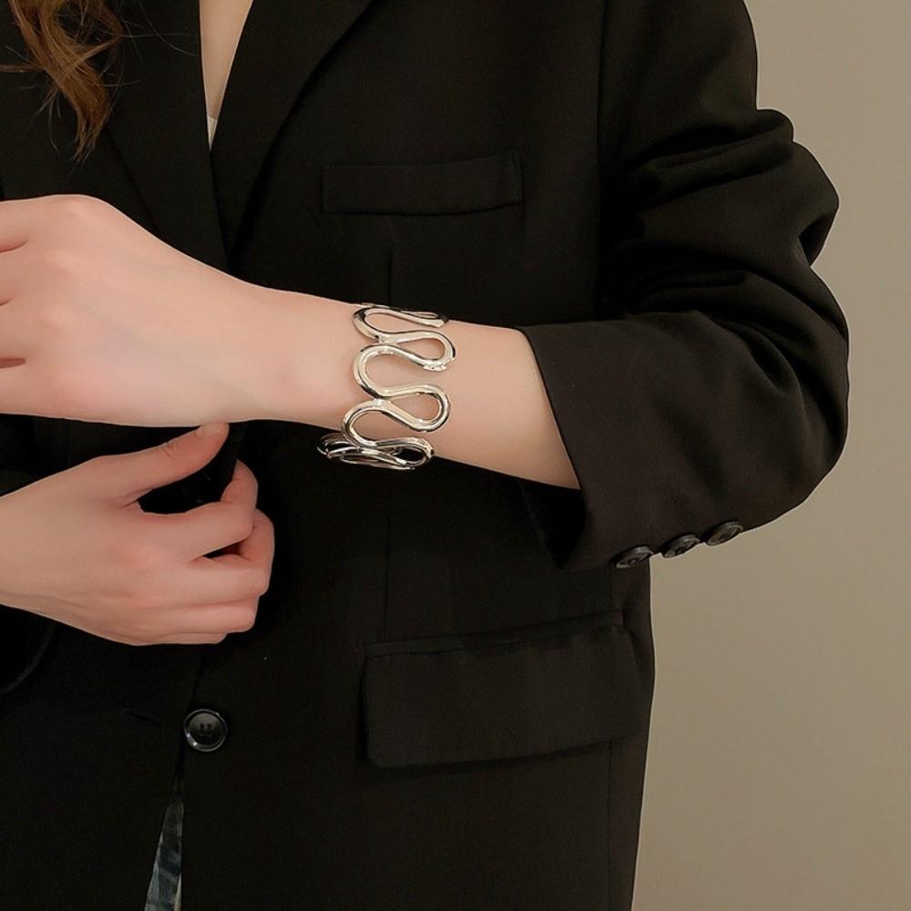 S/Round Shape Irregular Wide Bracelet Wave Opening Retro Hand Ring Zinc Zinc Alloy Wide Opening Bangle Gift