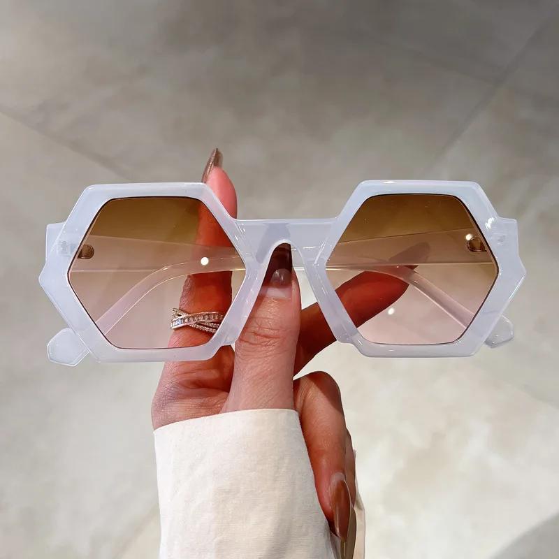 

Popular y2k Vintage Hexagon Sunglasses Women For Men Latest Luxurious Brand Style Designer Sun Eyeglasses Punk Party Polygon Shades UV400 As The Picture