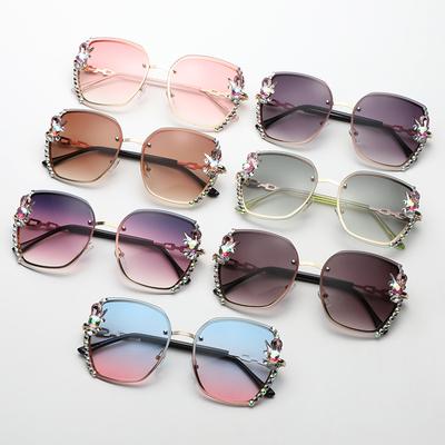 Rhinestone Sunglasses for Women Diamond Cut Edge Sunglasses UV Proof Luxury Marine Glasses