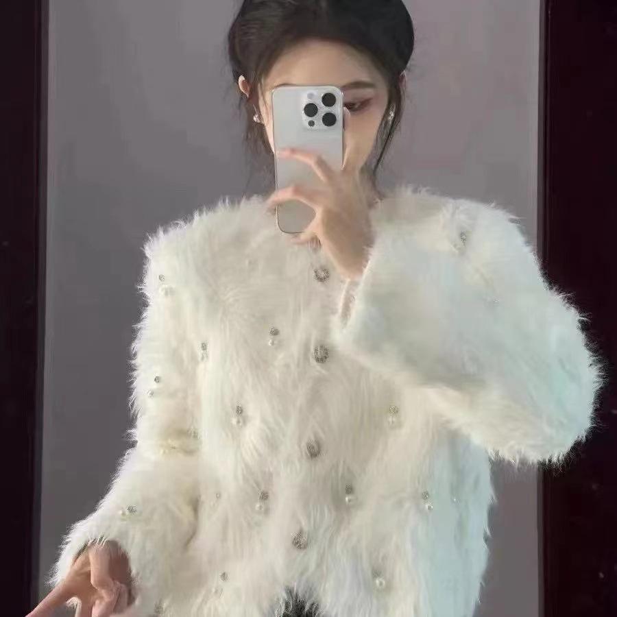 Autumn and winter new Xiaoxiangfeng soft waxy knitted cardigan jacket women's clothing lazy wind short sweater jacket women