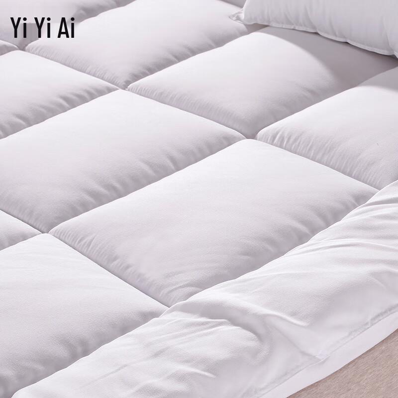 Yiyi Ai Pure White Cotton Anti-Feather Mattress Topper