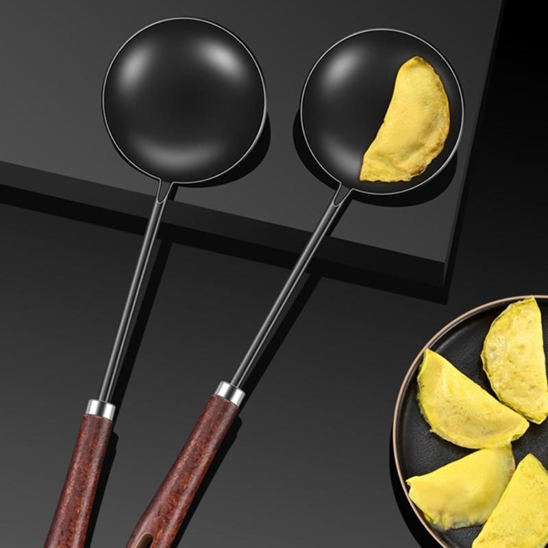 Oil Separators Spoon Wood Handle Iron Spoon Metal Frying Spatula Easy to Clean Kitchen Tool for Cooking and Stir Frying