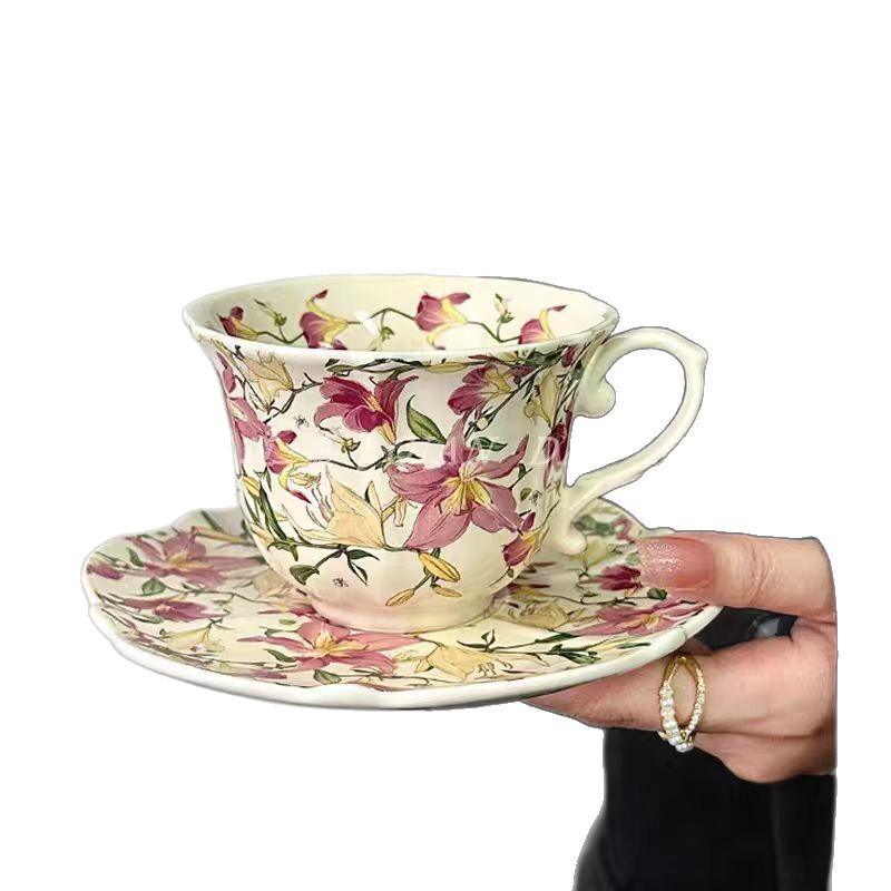 

High value retro French ceramic cup lily oil painting coffee cup saucer set afternoon tea latte mug 240ml