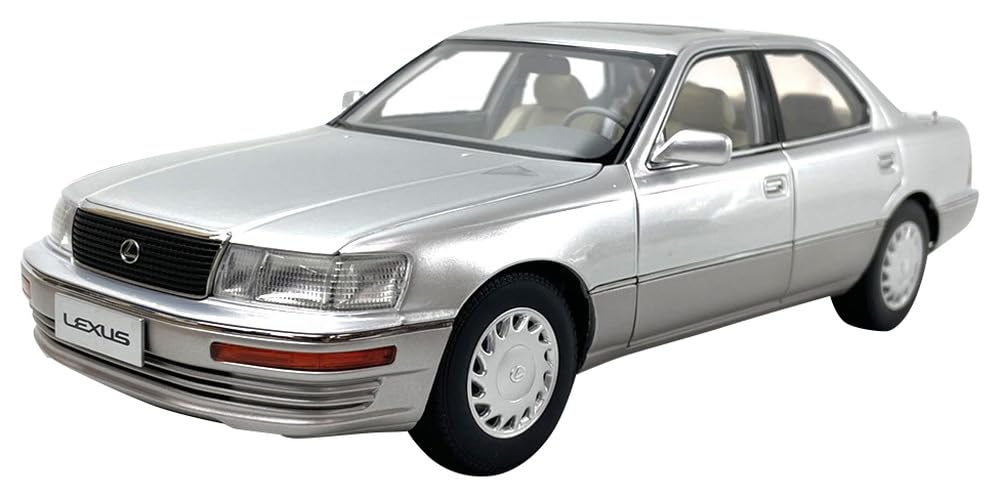 

FREESTYLE XiaoGuang МОДЕЛЬ Масштаб Lexus LS400 1993 Серебристый Готовое изделие 8230811S 1/18