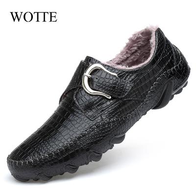 Winter Warme Pelz Slipper Herren Leder Freizeitschuhe Herren Walking Schuhe Rutschfeste Dicke Sohle Warme Herren Sneaker Leder Mokassins