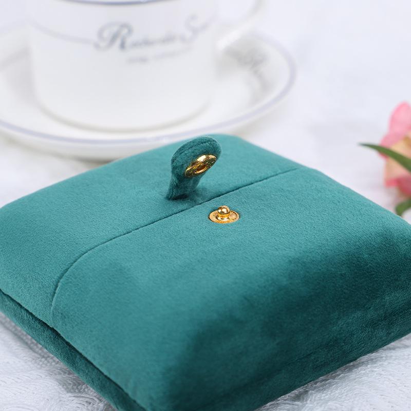 Elegant Double-Opening Velvet Jewelry Box for Rings, Bracelets, and Necklaces with Snap-Button Closure