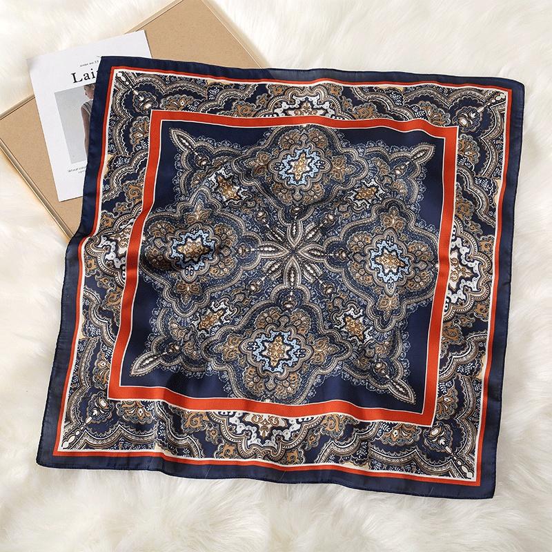 

1pcs 70cm Rose Printed Square Scarf for Women Imitation Silk Fashion Versatile Sun Protection Shawl Seaside Sunshade Silk Scarf чорний