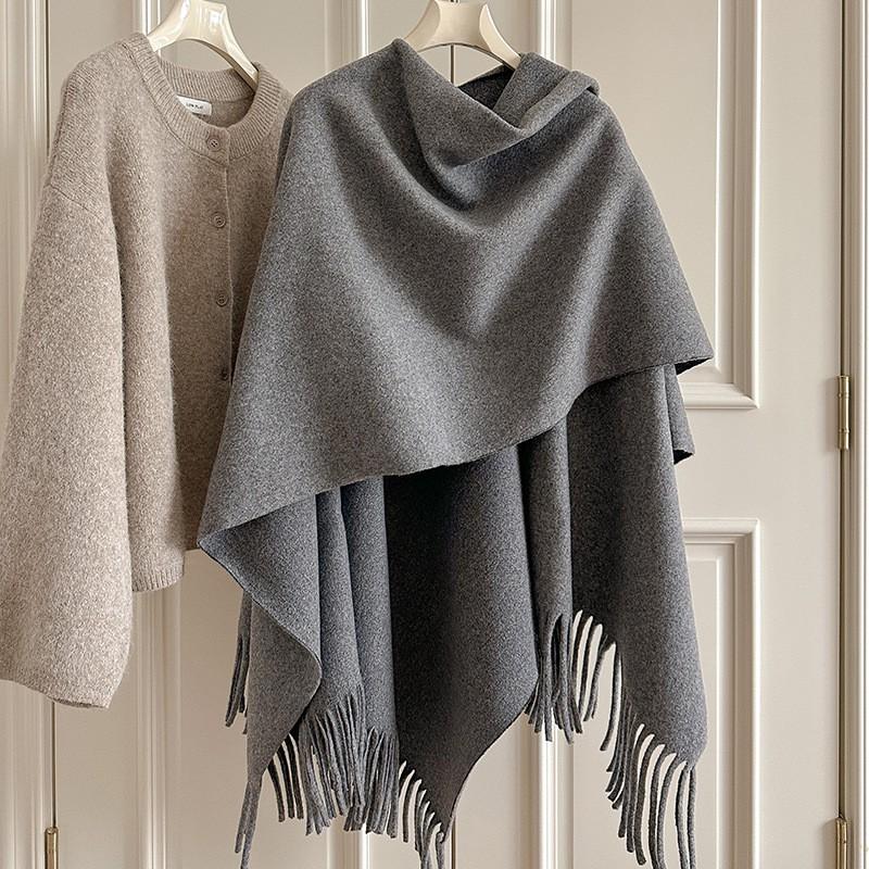 Damen Winter Warmer Gestrickter Schal Mit Fransen Schlitzdesign Dicker Umhang-Stil Wickel Reisefotografie