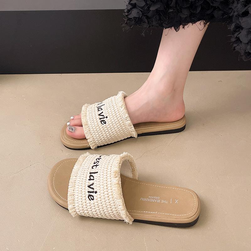Retro woven one-word drag women's summer wear new vacation lazy flat bottom with skirt beach sandals