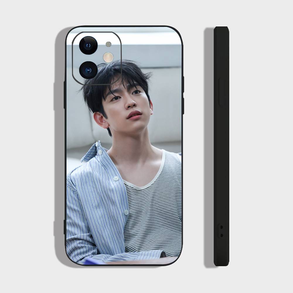 

Чехол для телефона корейской знаменитости П-Пак Джинёна Для IPhone 17 Air 16 15 14 13 Pro Max 11 12 Черный силиконовый чехол IPHONE 17Pro