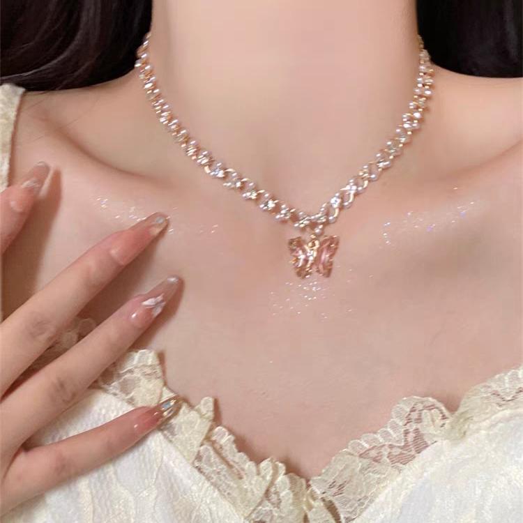 Sweet Crystal Pearl Circle Pendant Necklace for Women New Elegant Choker Chain Necklace Collar Fashion Statement Wedding Jewelry
