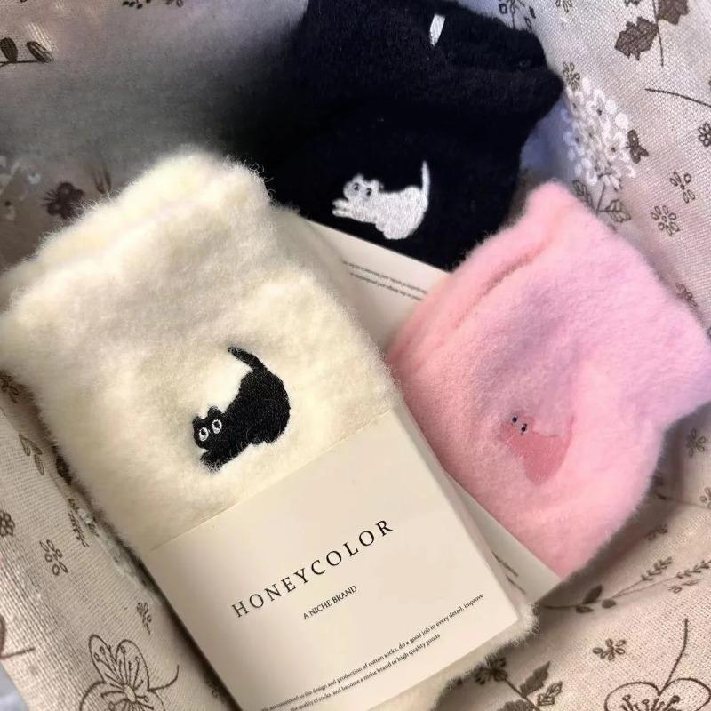Women Socks Feel Cute Cat Cozy Hairy Mink Velvet Girls Socks Autumn Winter Hosiery Thickened Plush Warm Sleep Home Fluffy Socks
