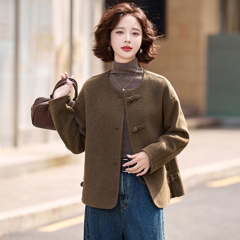 

YX86306 Stylish Women s Double-Faced Woolen Coat - Short, Versatile, Popular Winter Wear XXL (135-145 jin)