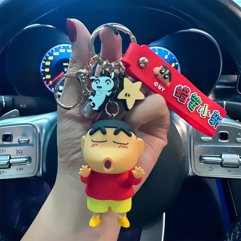 Nowe Figurki Kawaii Anime Kreskówkowe Crayon Shin-chan Breloki Uroczy Wisiorek do Plecaka Uchwyt na Klucze Ozdoby Akcesoria Prezenty Urodzinowe