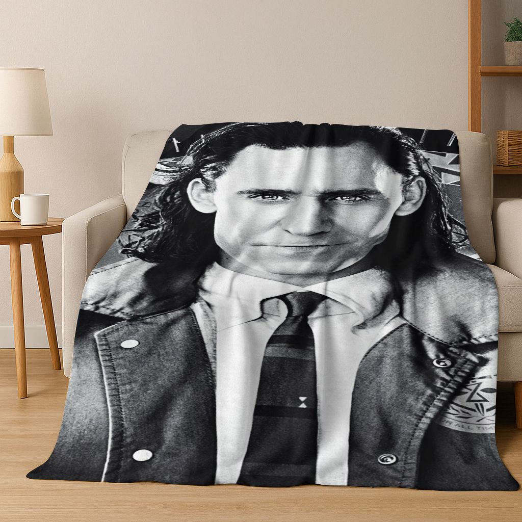 3D Tom Hiddleston Art Actor Star Flannel Blanket,Cozy Soft Throw Blanket for Home Bedroom Bed Sofa Picnic Office Cover Kids Gift