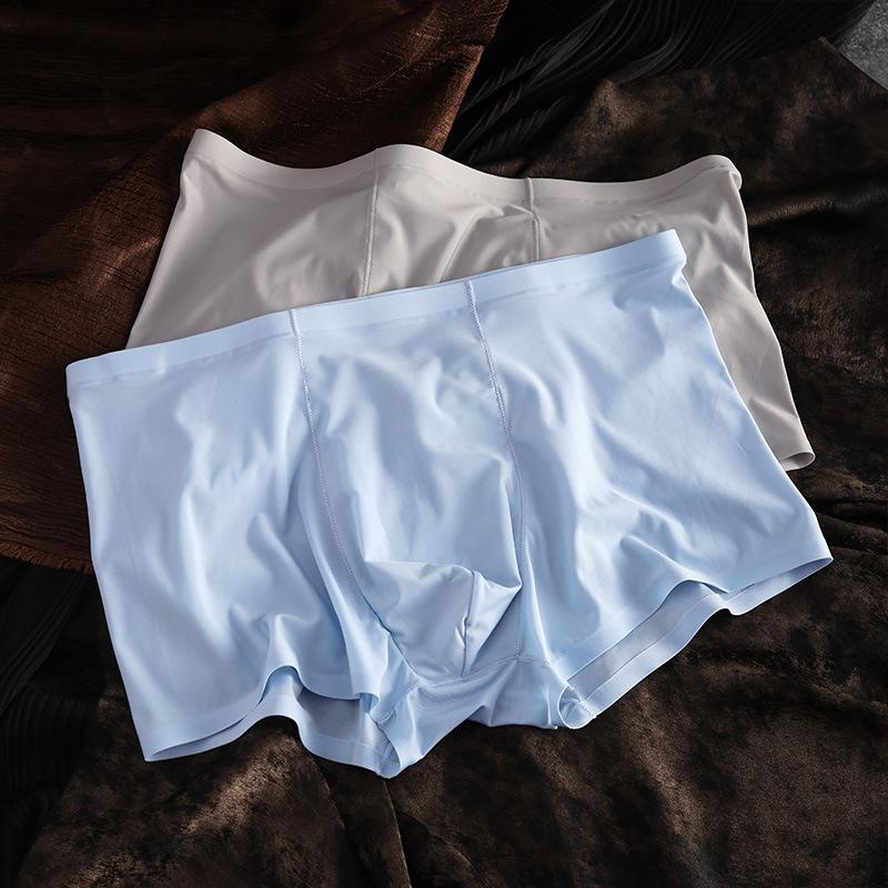 Men's Summer Thin New Style Ice Silk No Trace Breathable Naked Feeling One Piece of Low Waist Flat Angle Underwear