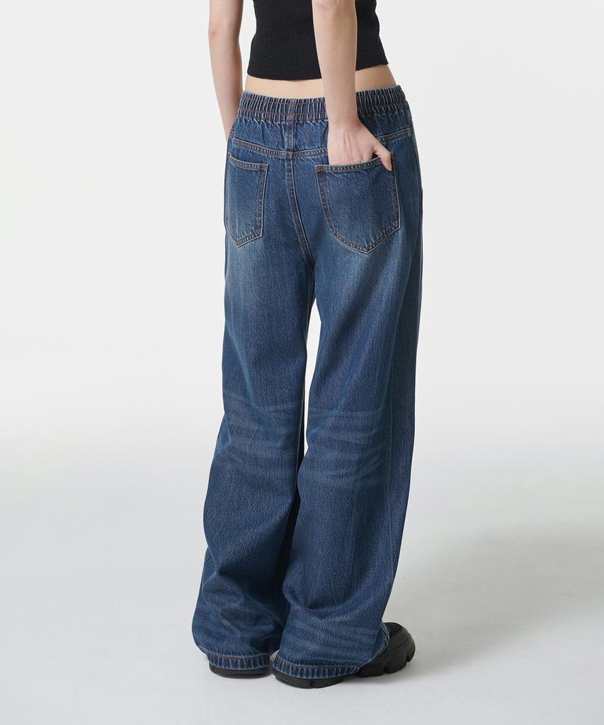 MUSINSA STANDARD WOMAN Women'S Loose Trapeze Elastic Waist Denim Pants [Medium Indigo]