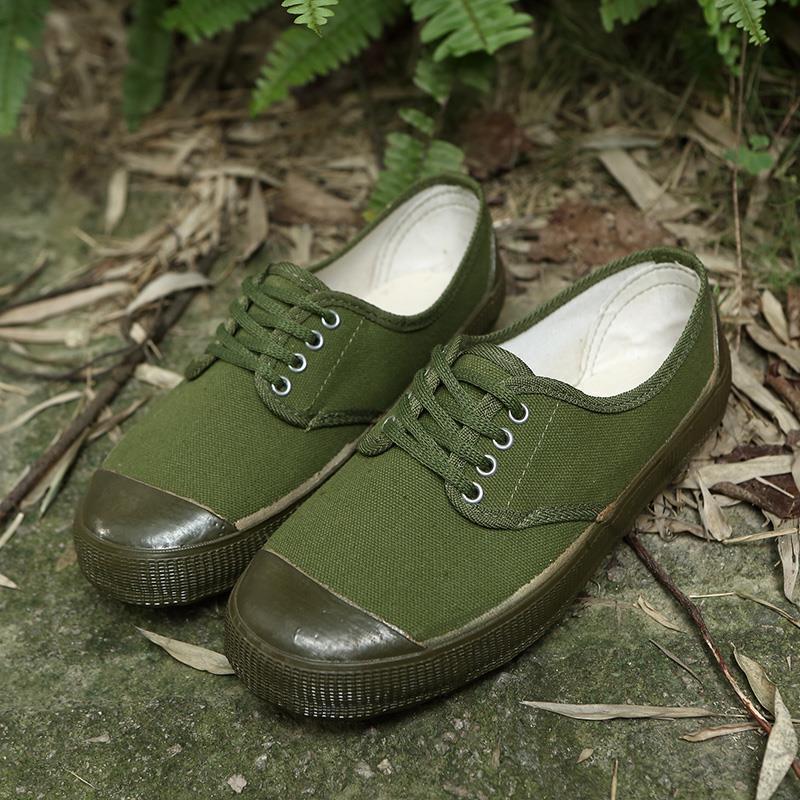 High-Top Green Work Shoes with Thick Vulcanized Rubber Sole for Men and Women