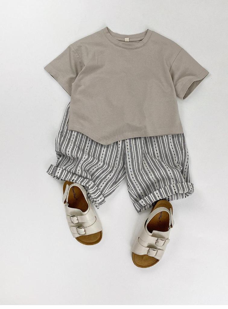 Kids' Japanese Style Vertical Stripe Cotton Linen Pants – Breathable, Straight 7-point Summer Pants for Boys and Girls, Trendy Korean Casual