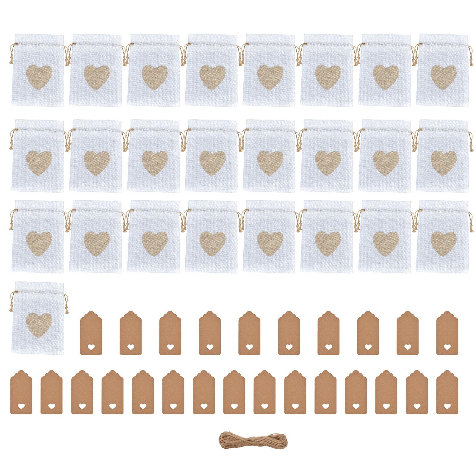 

Упаковка из 51 сумки из мешковины с сердечками. Стильная подарочная упаковка. Модная сумка для хранения ювелирных изделий и небольших сокровищ. белый