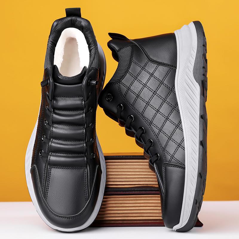 High Quality Warm Fur Men Hikking Shoes Non-slip Sports Shoes Fashion Comfortable Moccasins Breathable Retro Men Walking Sneaker