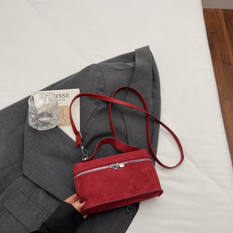 Autumn Winter Premium Suede Crossbody Bag Retro Stylish Shoulder Bag Comfortable and Versatile Texture Storage Bag for Women