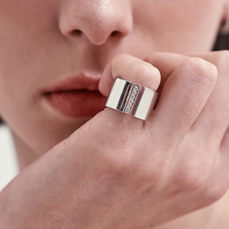 Liersi Nebu Stone Bold Open Ring