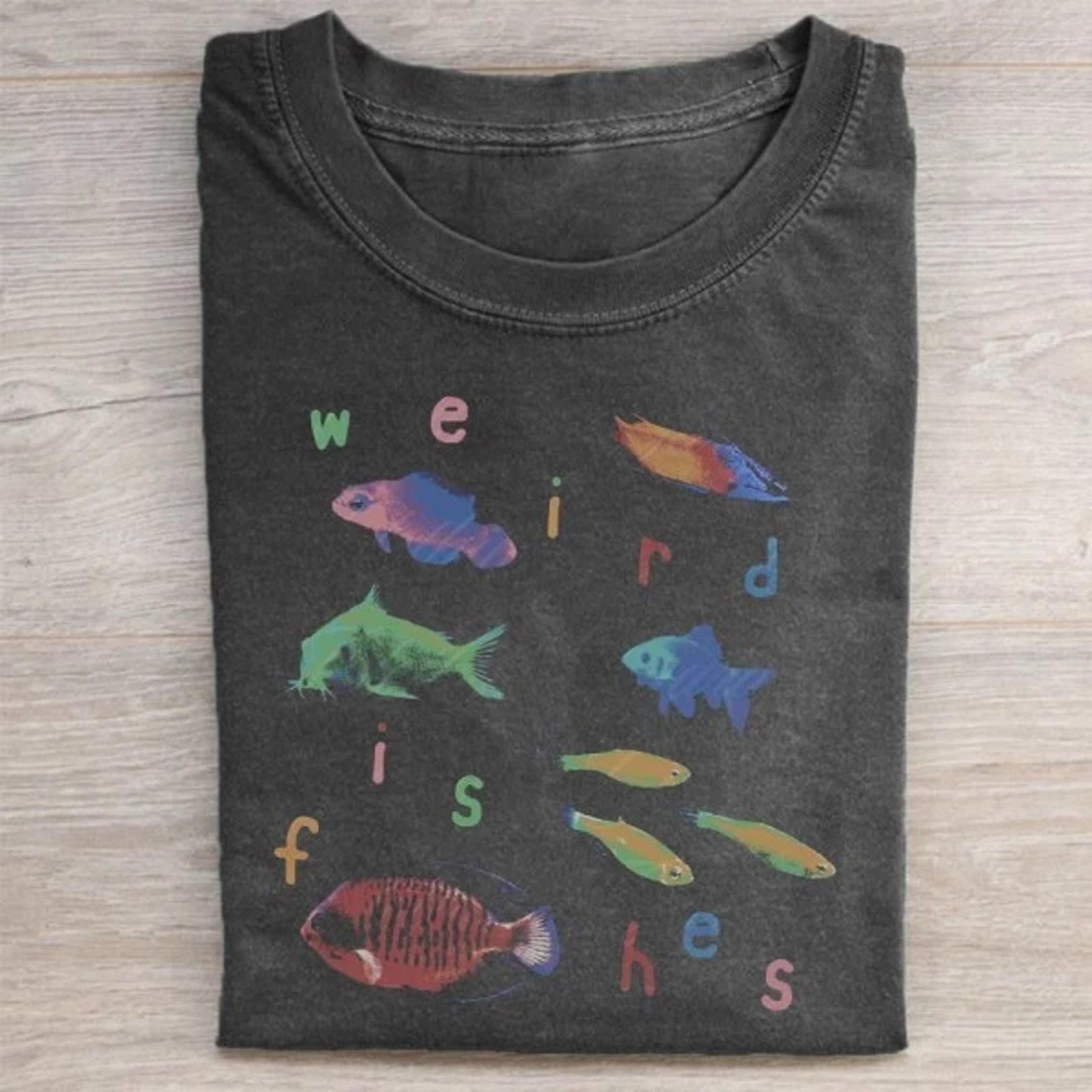 Weird Fish Vintage Graphic T-Shirt Funny Retro Tee M