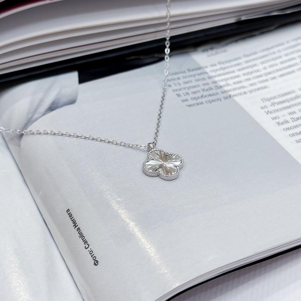 Silverhalsband utan stenar, produktens vikt 2,81 g (2168201)