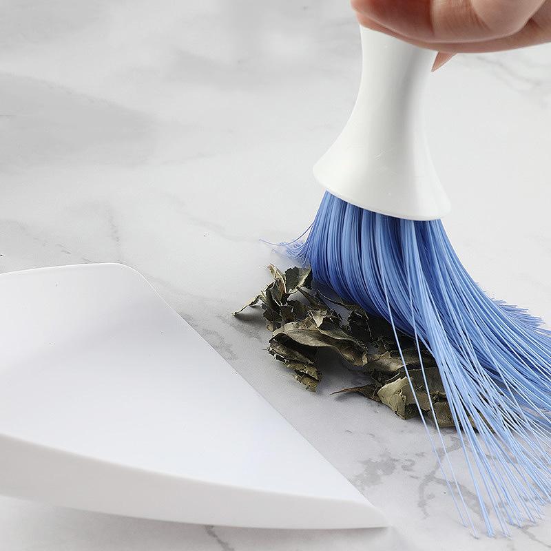 Car set mini broom tuyere brush interior cleaning multi-function dust removal set keyboard household pet brush