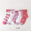 5 poros / partijos Vaikams Minkštos kojinės Meilė Širdelė Gėlė Spaudinys Kūdikių Kojinės Rudens Žiema Šiltos Vaikiškos Vidurinės Kojinės
