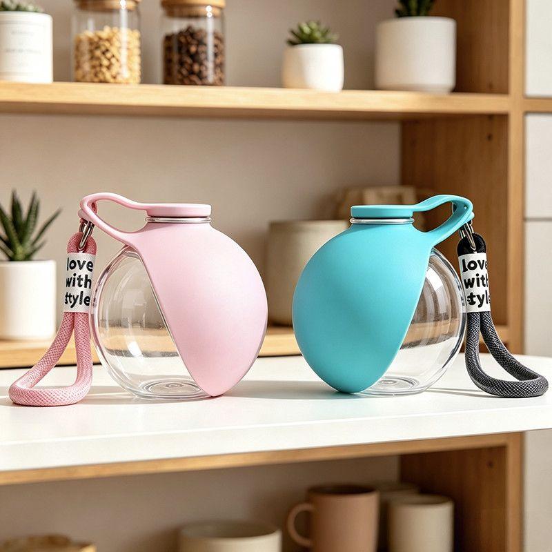 Plastic Dogs Cat Drinking Bottle With Lanyard Outdoor Foldable Water Dispensers Leak-Proof Compact Travel Pet Water Bottle