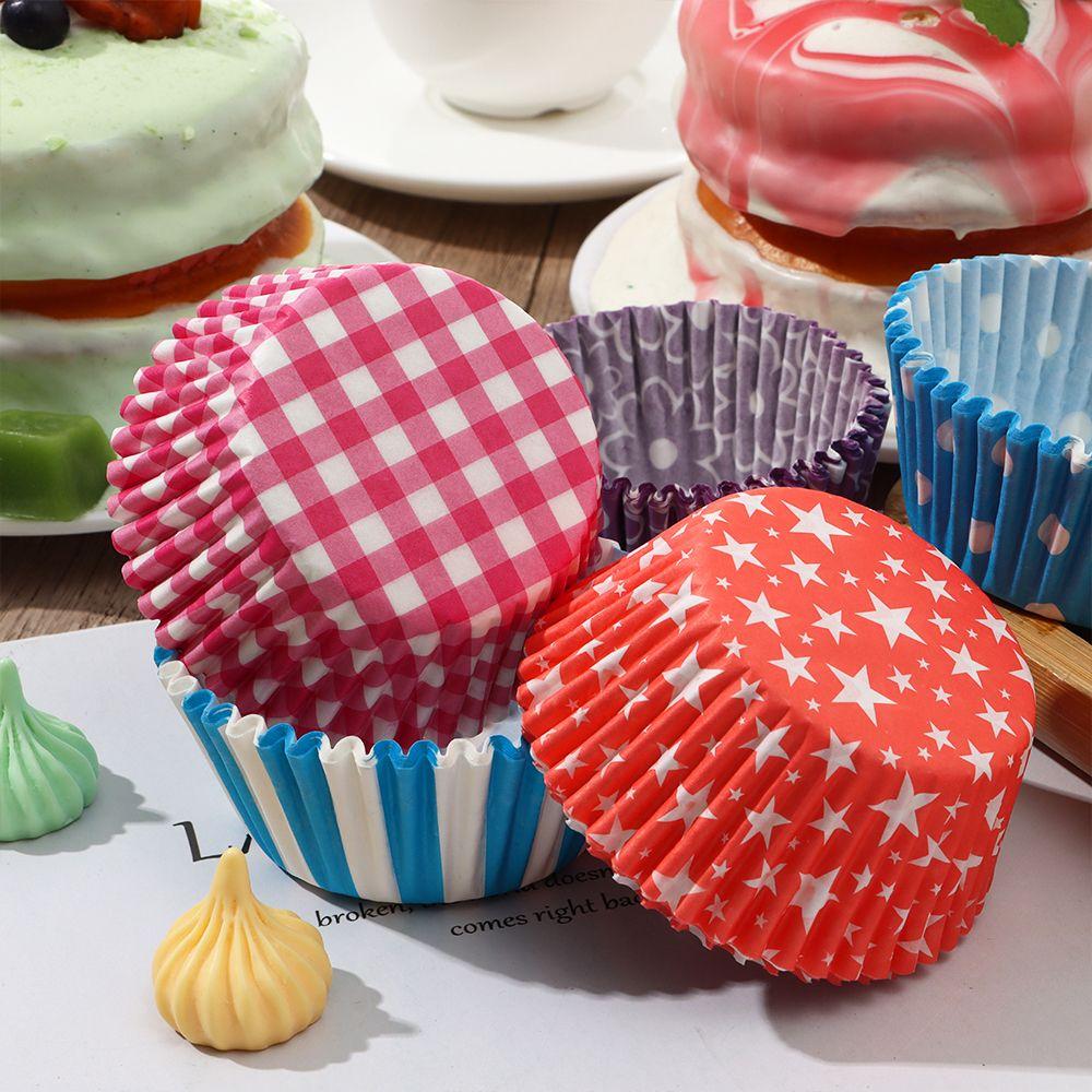100 Stück CupCake Kuchenform Backwerkzeuge Ölfest Papierhalter Muffinbox Kuchen Papierbecher Hülle Party Tablett Kuchen Dekorationszubehör