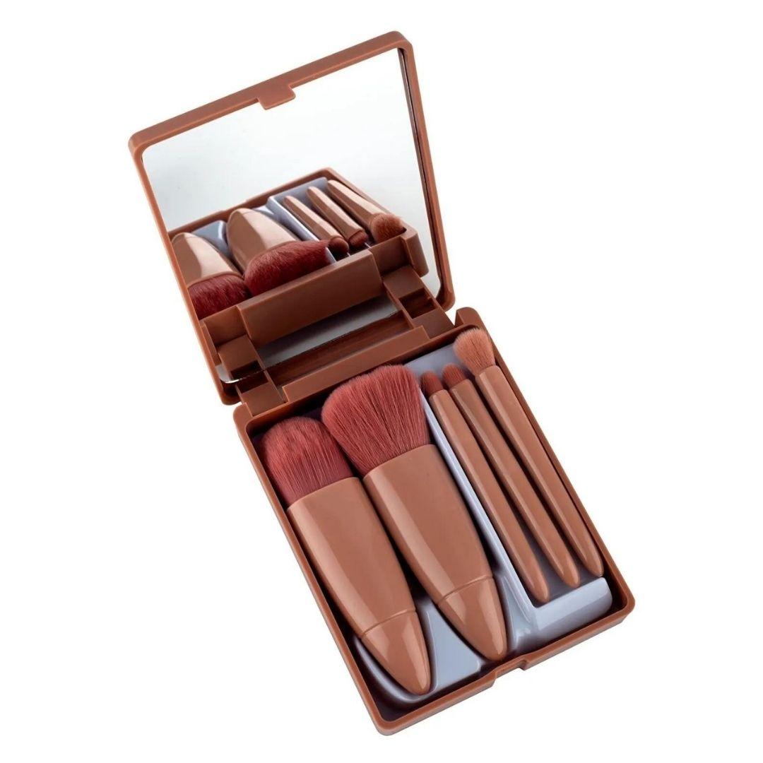 

Профессиональный набор из 5 зеркальных кистей для макияжа