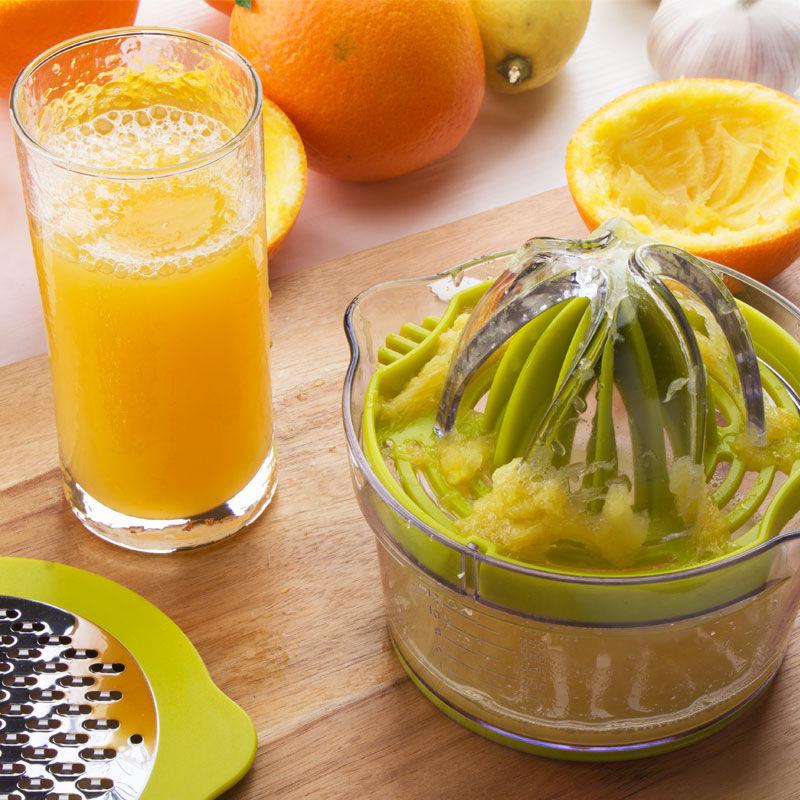 4 In 1 Citrus Lemon Orange Manual Juicer Multifunctional Hand Fruit Squeezer with Built-in Measuring Cup Grater Egg Separator