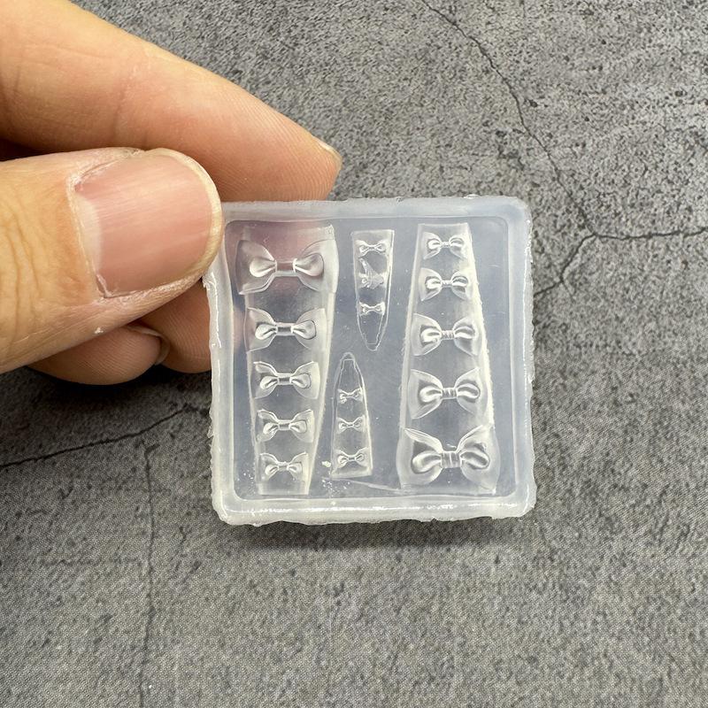 Transparente Silikon Nagelkunstform Exquisite Handgefertigte Schmetterlingsschleife Blume 3D Nagelkunstzubehör DIY Kreative Nagelkunstform Geschenk