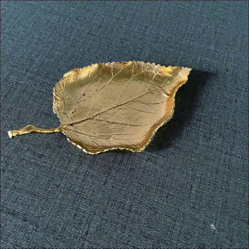 

Gourd woven storage basket, handmade toy storage rack, cosmetics, groceries, snacks, home decoration box