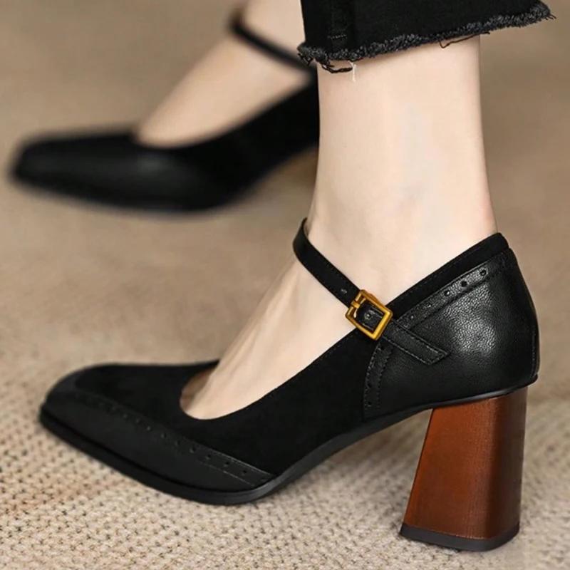 2025 New Fashion French Style Women's Black Square Toe Chunky Heel Thick Sole Buckle Slip-On Pumps Vintage Sandals for Ladies