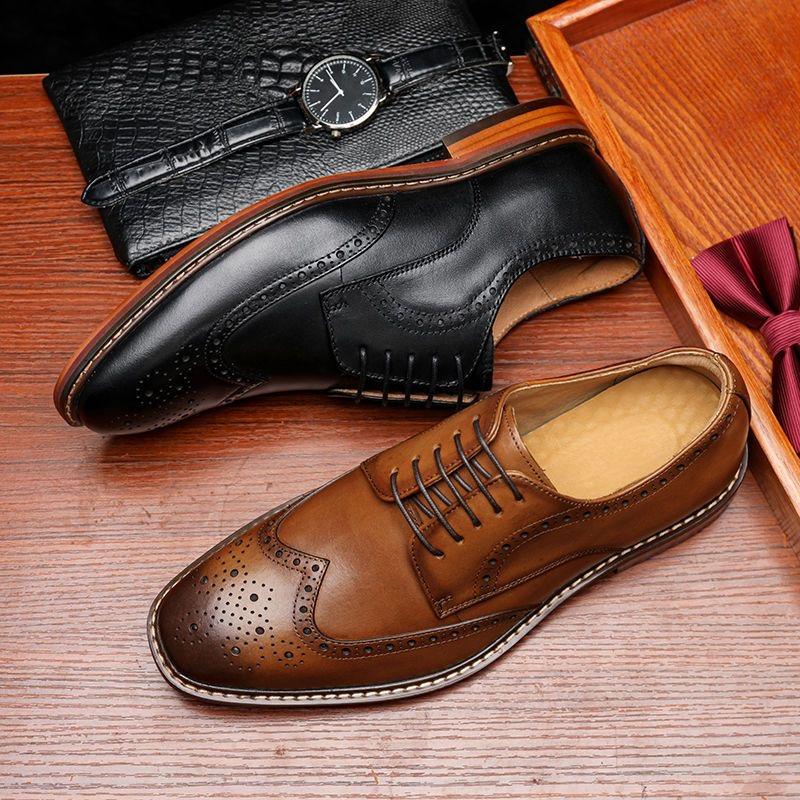 2024 Herren Hochzeit Brogues Schuhe Vintage Designer Echtes Leder Handgefertigt Schnitzerei Bullock Schuhe für Bräutigam Qualitätsschuhwerk