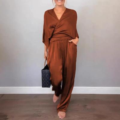 Női V-nyakú Szatén Kétrészes Szett Wrap Top és Széles Szárú Nadrág Szett