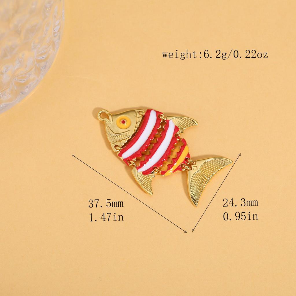 Eleganter vergoldeter Koi-Fisch Anhänger mit Strasssteinen