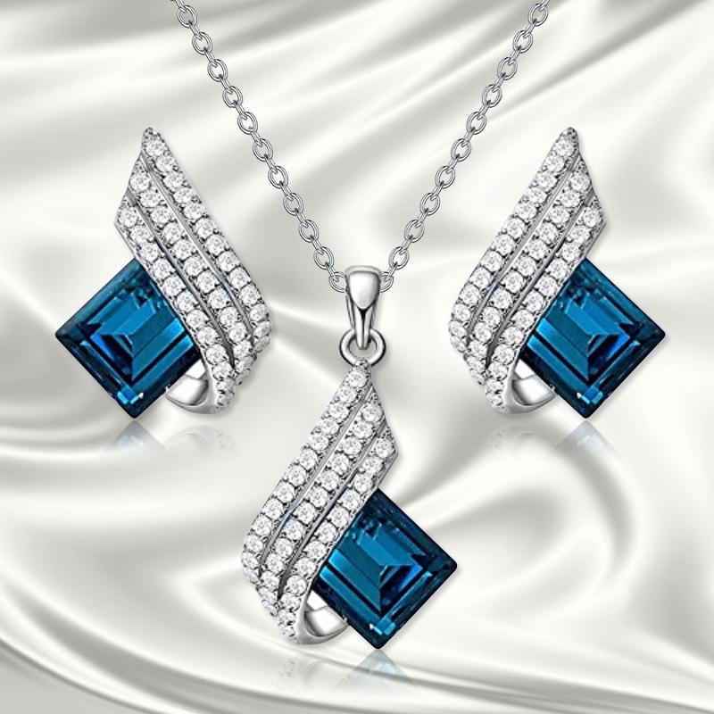 Women's European & American Luxury Jewelry Set: Necklace & Stud Earrings