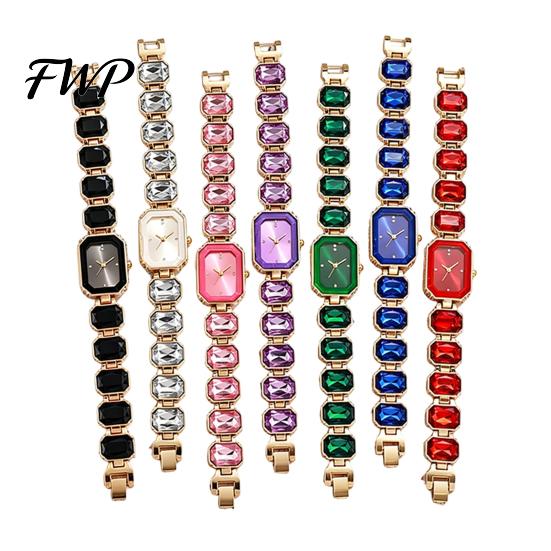 Sparkling Women Watch Ladies Bracelet Quartz Rhinestone Rectangular Dial Dress Faux Diamond Wristwatch for Elegant Jewelry Timepiece Eye-catching
