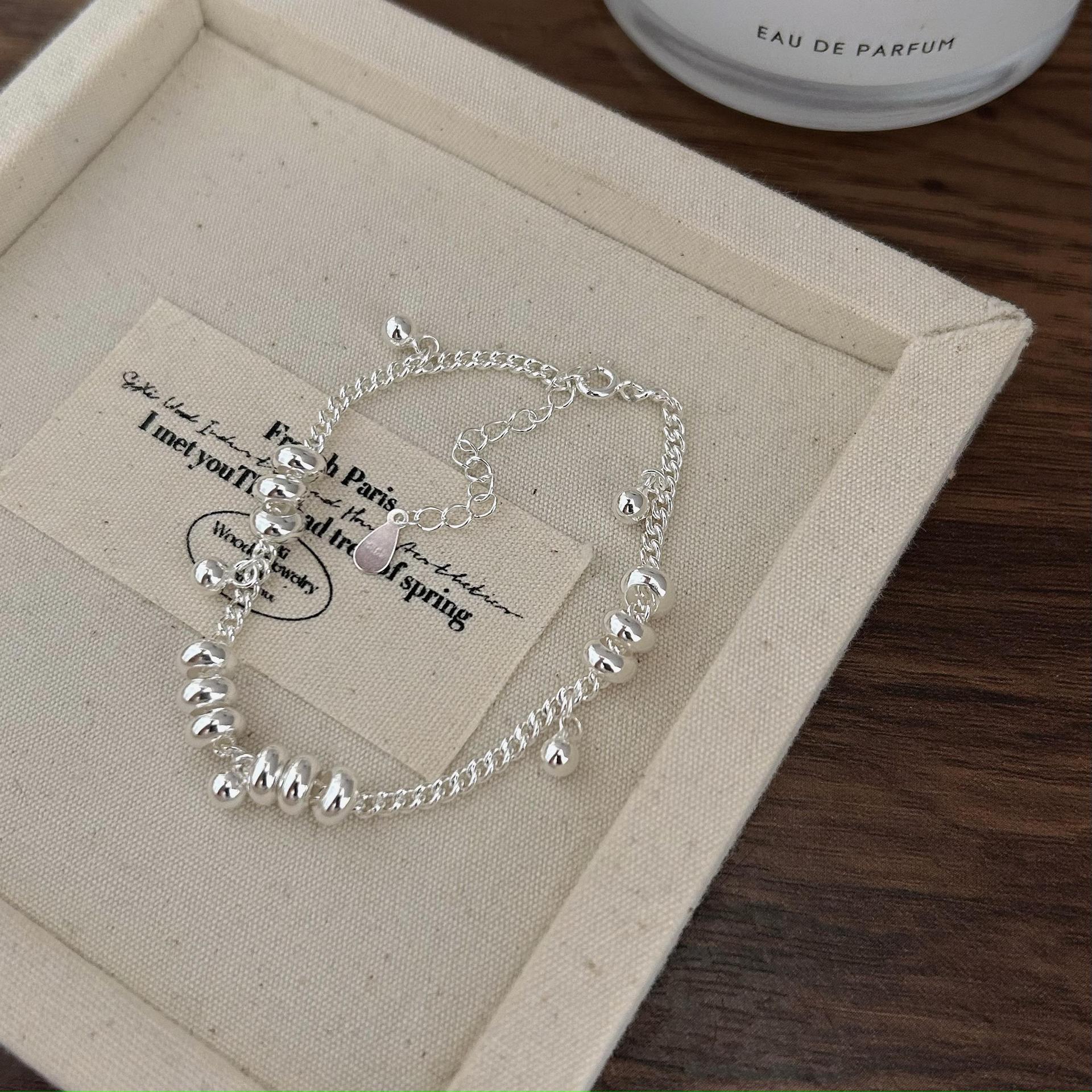 Women s Geometric Beads Bracelet with Versatile, Fashionable Round Ring Design