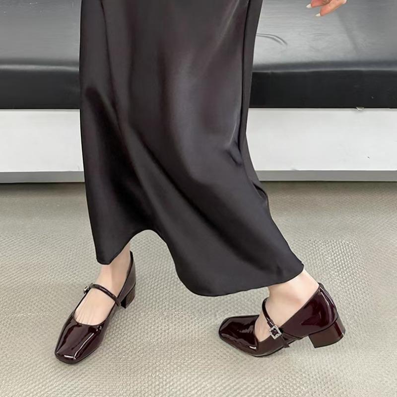 Pointed Toe Women Loafers Black Brown White Casual Mules Shoes Belt Buckle Shallow Slip On Low Flat Heeled Party Pumps Size 40