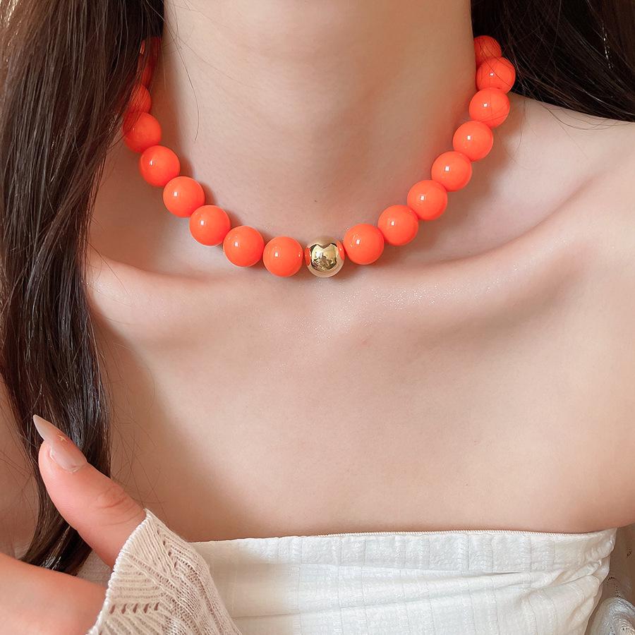 Colorful Summer Acrylic Bead Necklace – Simple, Fashionable, High-End Clavicle Jewelry