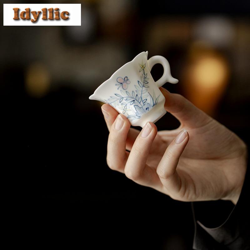 55ml Handbemalte Blau-Weiße Schmetterlingsohr-Teetasse Elegante Teeschale Kännchen Teeprobe Riechbecher Jianzhan Meistertassen Tee